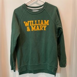 ****Make me an offer*** William and Mary classic sweatshirt